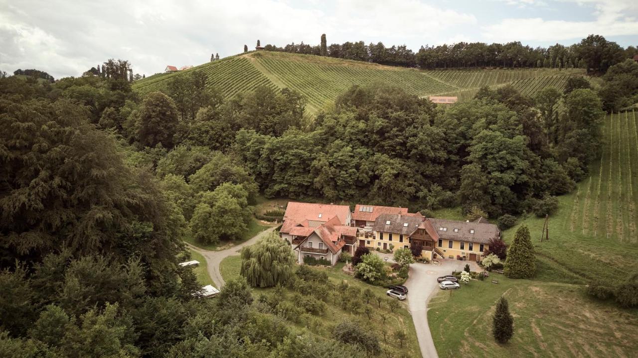 Bio Weingut Matthias Schnabl Hotel Gamlitz Buitenkant foto